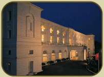 4 Star Deluxe Hotel Oberoi Maidens Delhi India