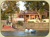 Hotel Lake Palace Mount Abu Rajasthan India