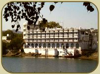 Deluxe Hotel Lake Pichola, Udaipur